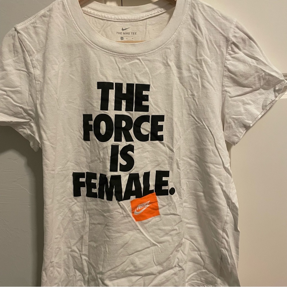 2 Nike Sports Tee (M)